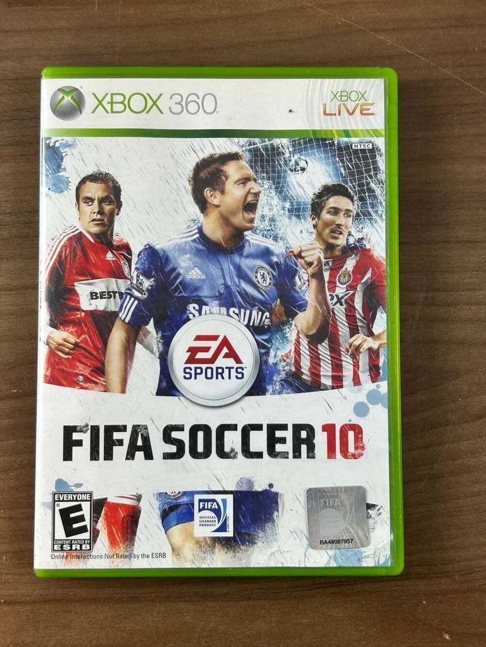 FIFA Soccer 10 Xbox 360 2009 EA Sports Complete Case Manual Disc